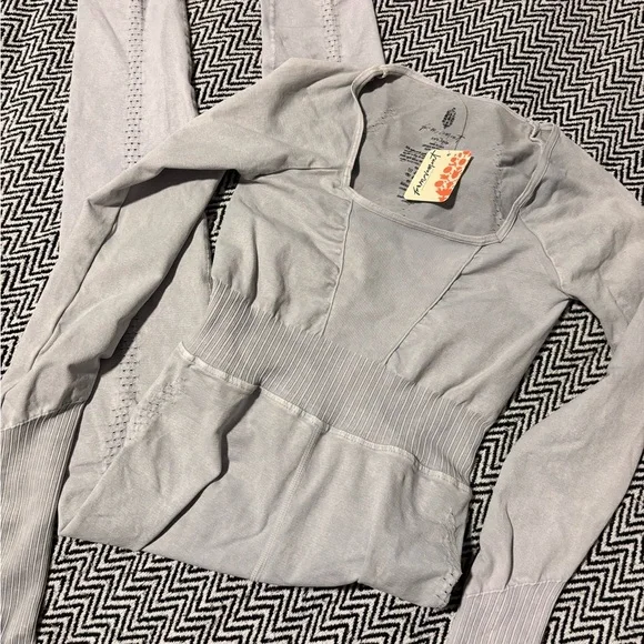 FP Movement Movement Free People Good Karma Long Sleeve Onesie In Gray Sz S/XS - Picture 7 of 11